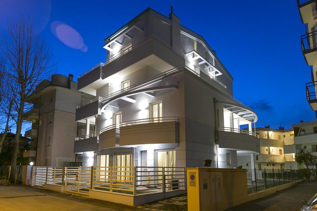 Aparthotel Residenza Riva Azzurra Rímini Exterior foto