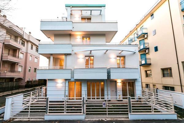 Aparthotel Residenza Riva Azzurra Rímini Exterior foto